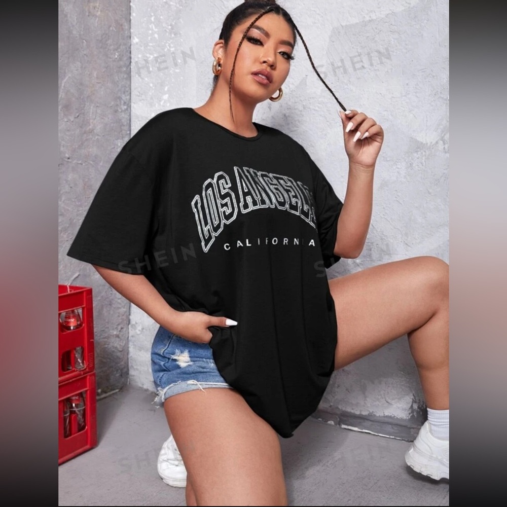 Oversized Graphic Tee